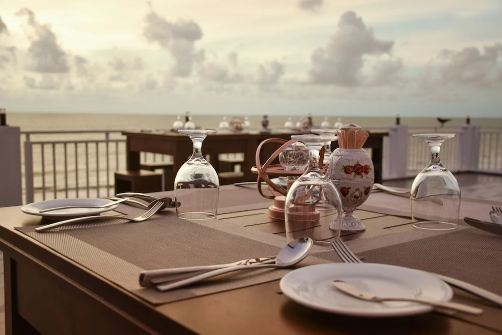 Ruvisha Beach Hotel