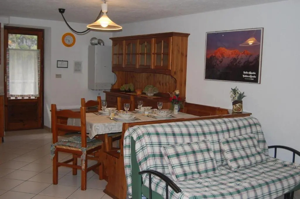Case Gran Paradiso Rhemes Saint Georges