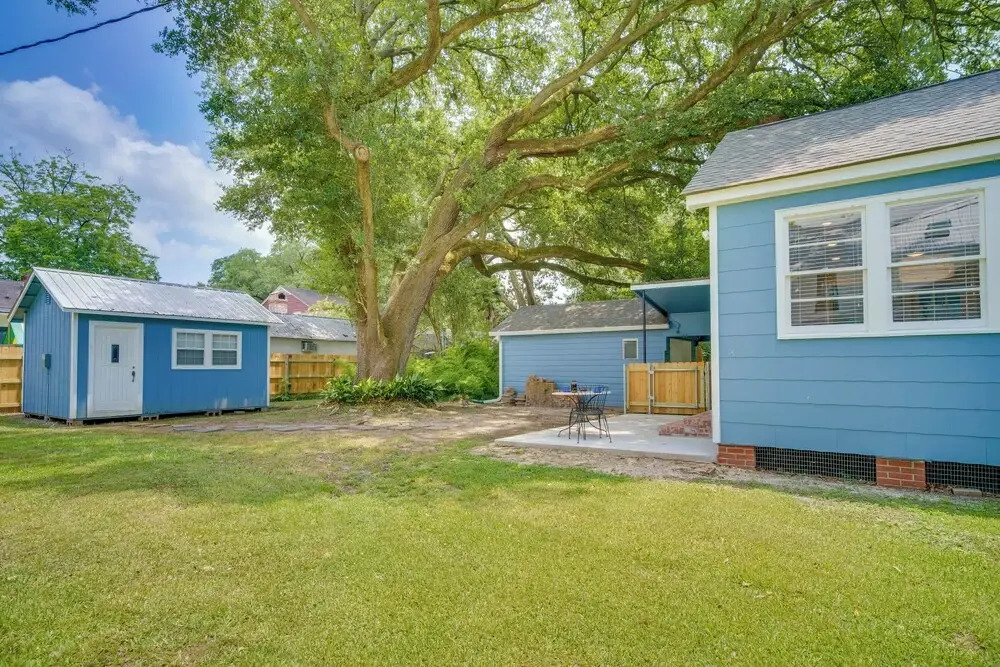 Relaxing Baton Rouge Retreat With Patio!