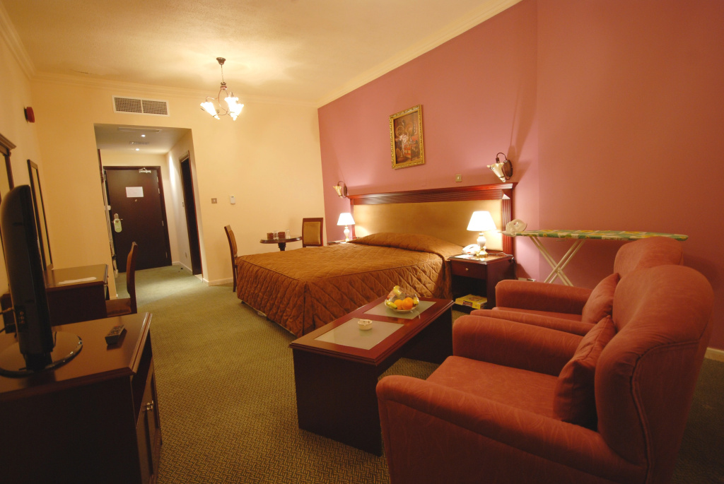 Al Bustan Hotel