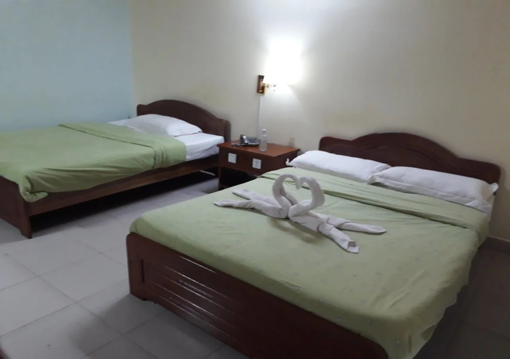Mango Hotel