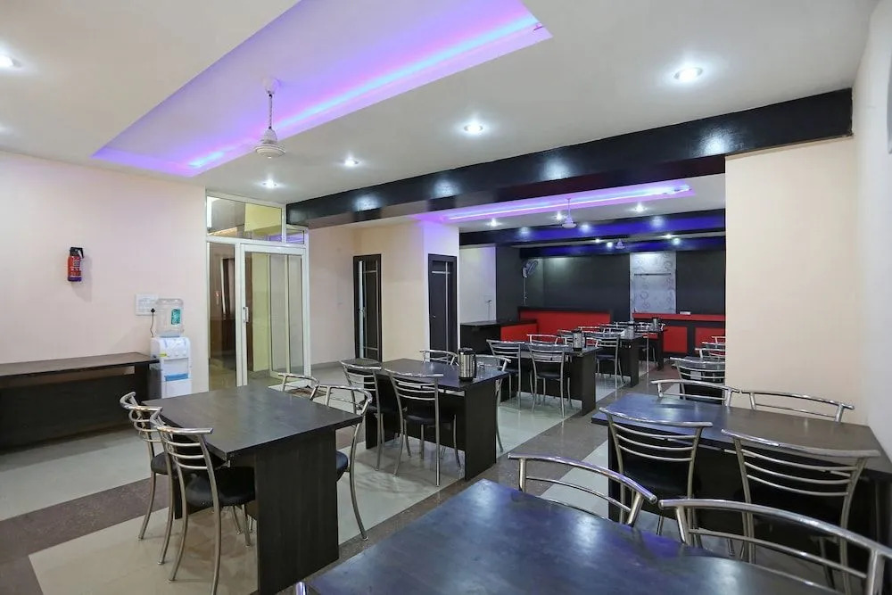 OYO 4799 Hotel City Park
