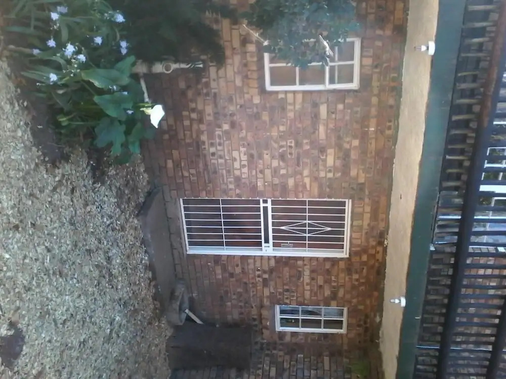 Virgilia Close Guest House