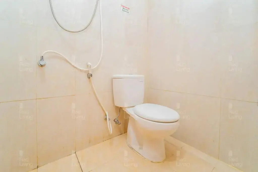 RedLiving Apartemen Green Lake View Cimanggis - WIN Property