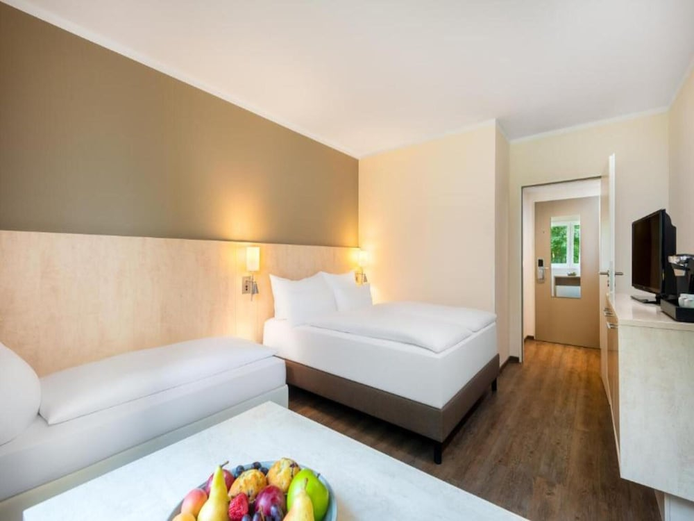 Standard Double Room With Sofa Bed Johannisberg