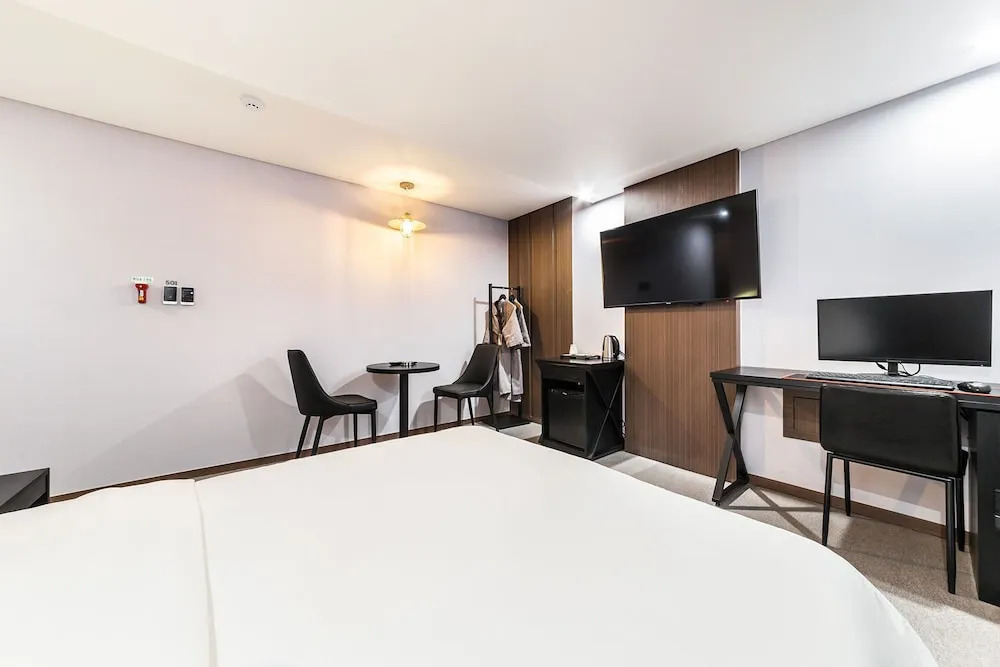 Hotel Raton