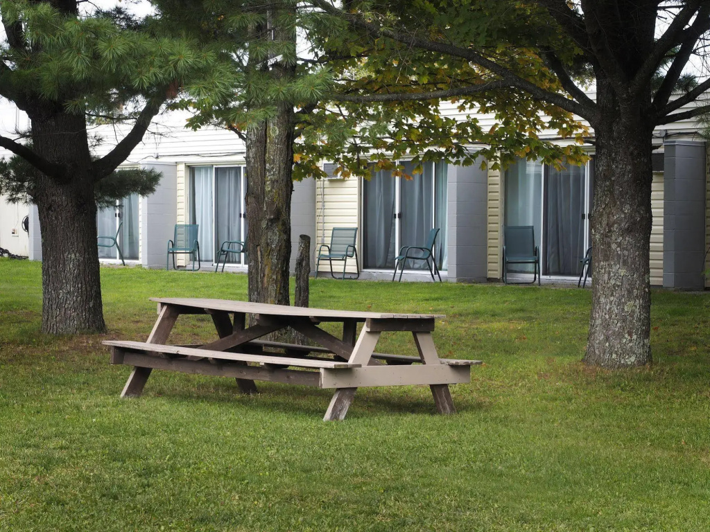 Ambassador Motel