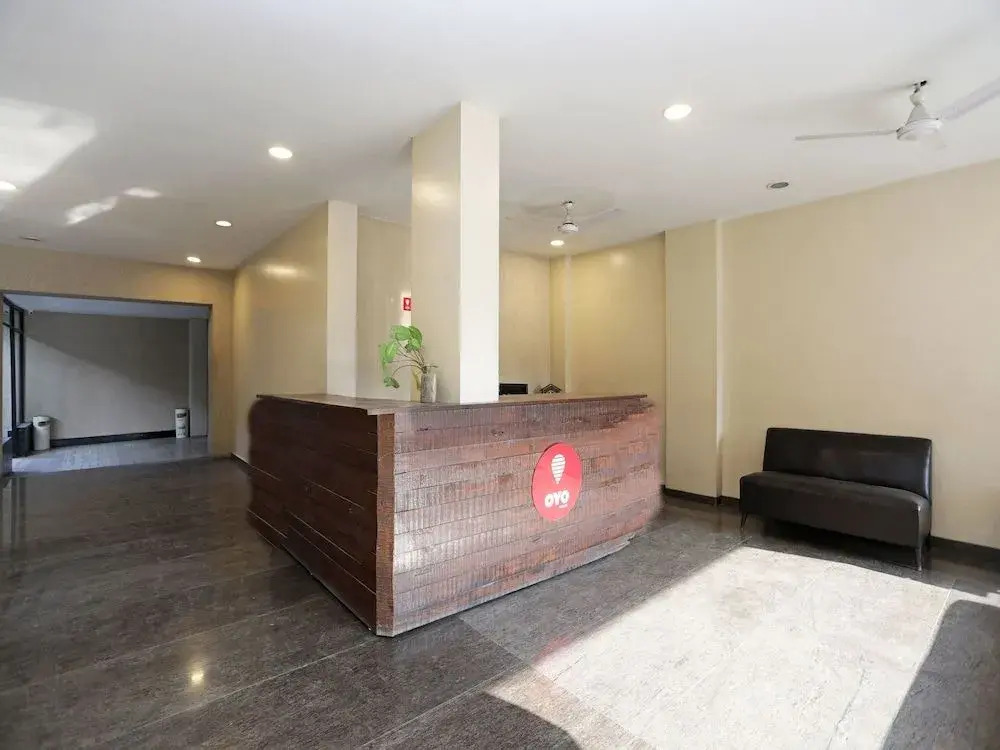 OYO 1194 Hotel Gulmohr