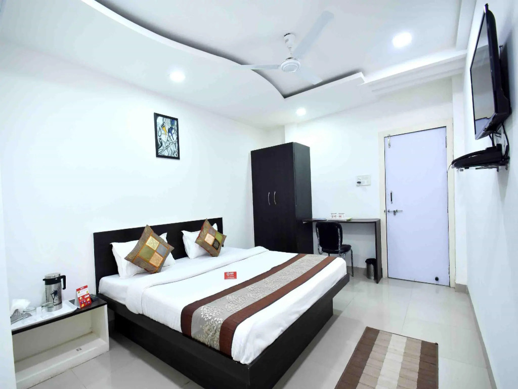 Collection O 3815 Hotel Jaisingh palace