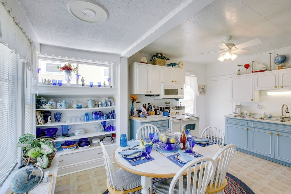 Eclectic Manitowoc Vacation Rental Near Marina!