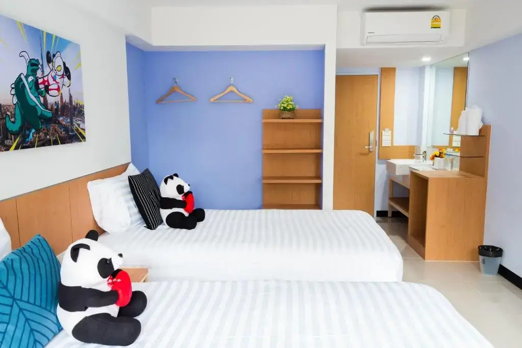 Lucky panda Hotel