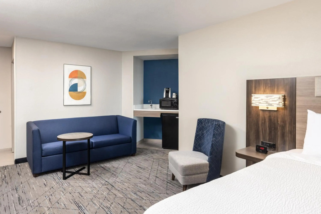 Holiday Inn Express Portland South - Lake Oswego by IHG