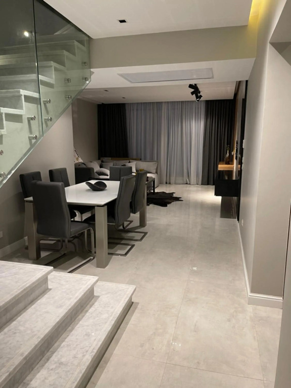 Midtown Penthouse with roof