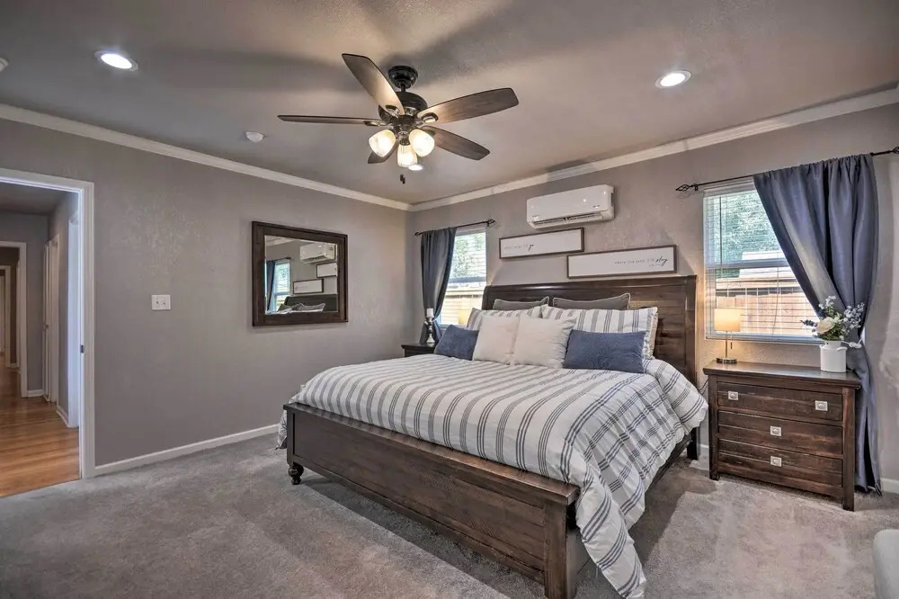 Stylish Home - Walk to Texas Tech University!