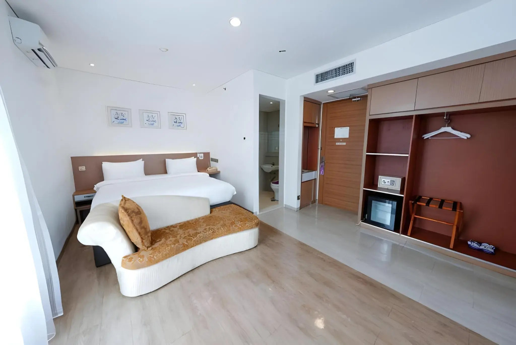 Heef Hotel