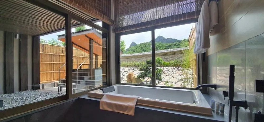 Hilton Quang Hanh Onsen Resort