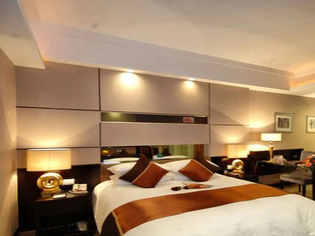 Jin Jiang Royal Palace Hotel