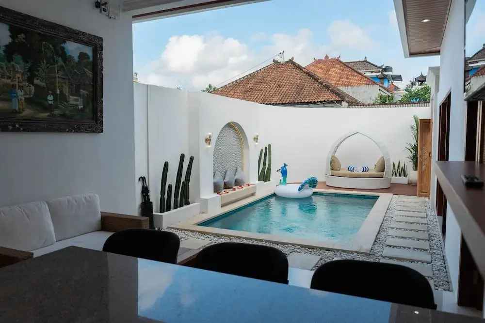 Melviano Suite Villa