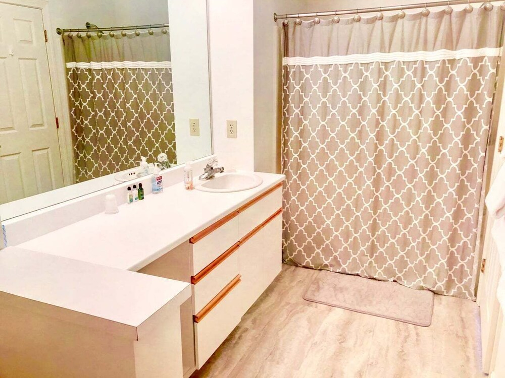 FV16 Fairway Village Condo