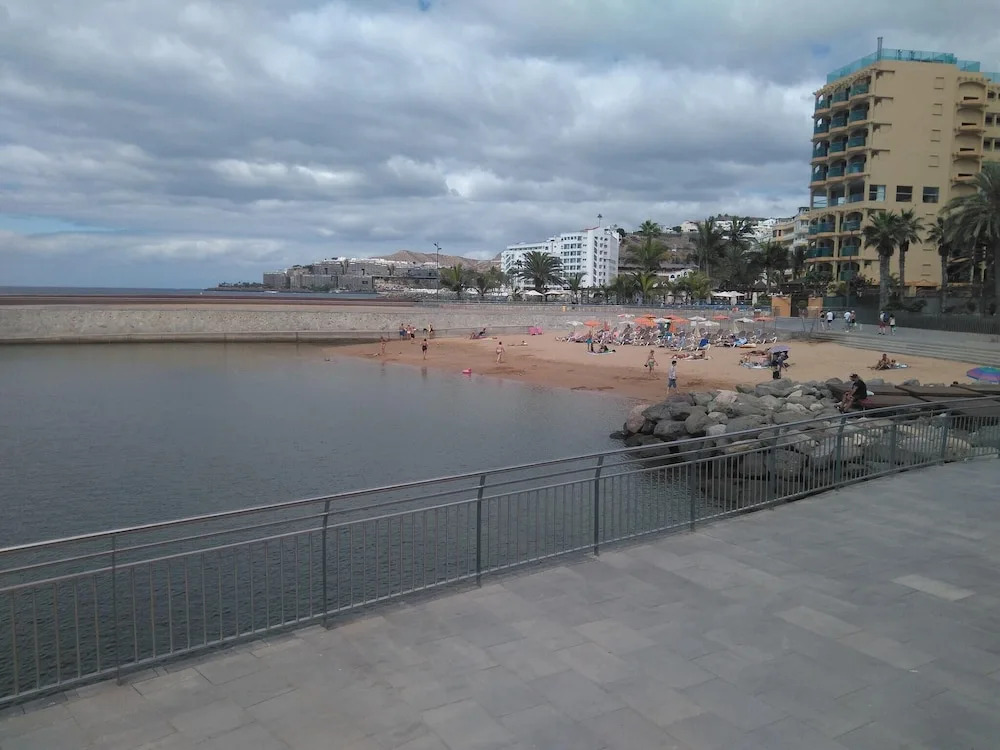 Studio in Arguineguin, With Wonderful City View - 100 m From the Beach