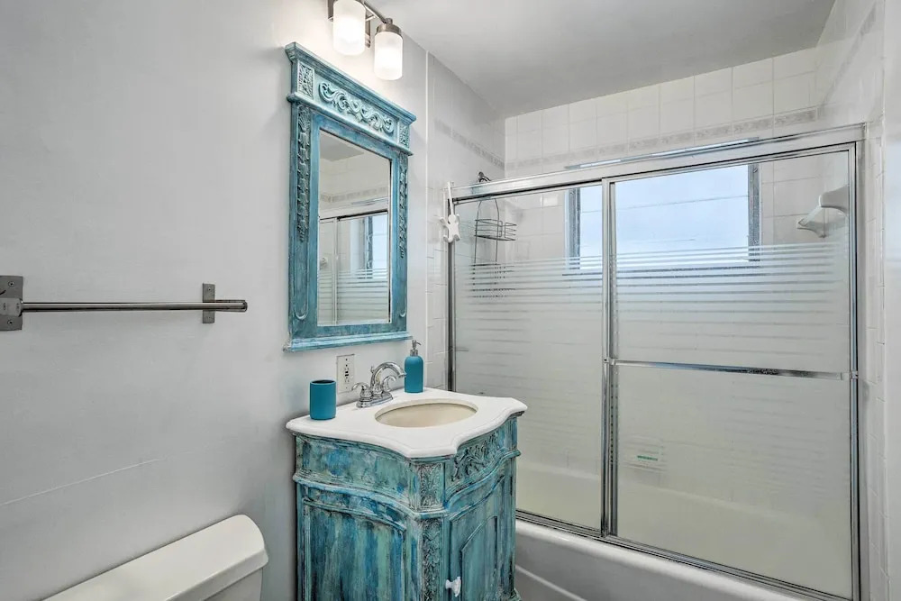 Palm City Canalfront Home w/ Boat Dock & Fire Pit!