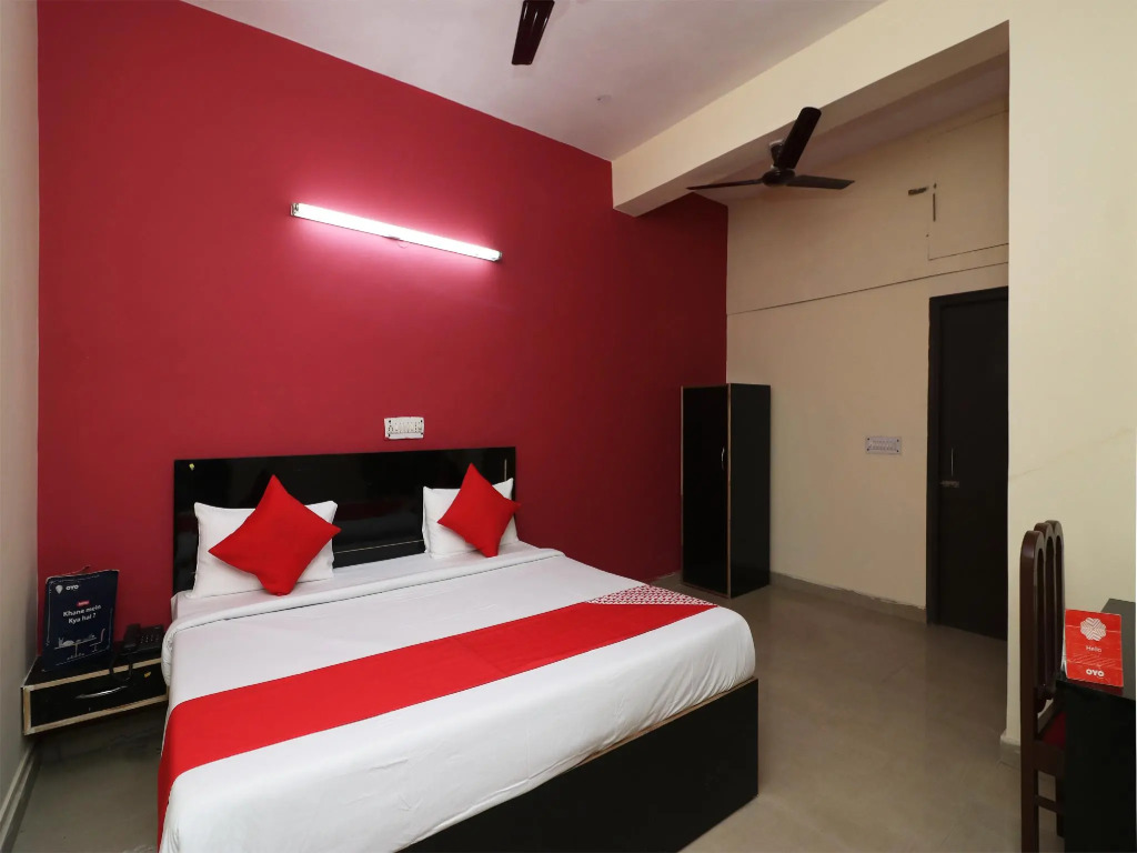 OYO 26782 Mehak Palace