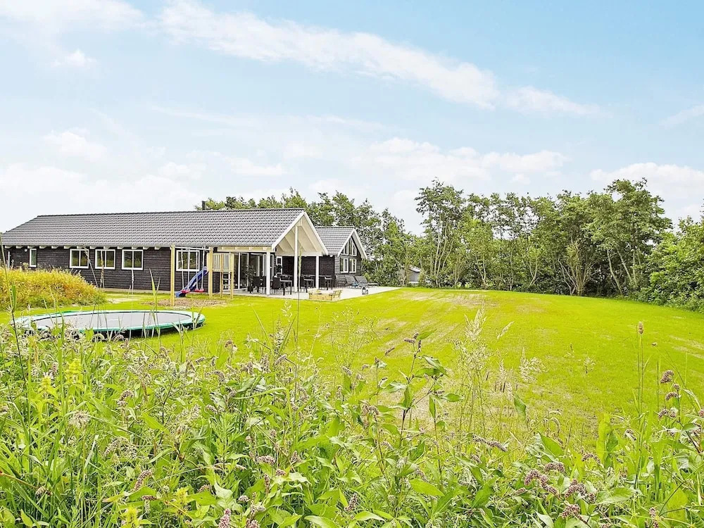 5 Star Holiday Home in Blavand