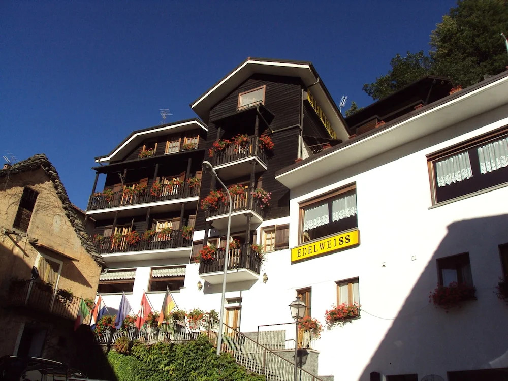 Hotel Edelweiss