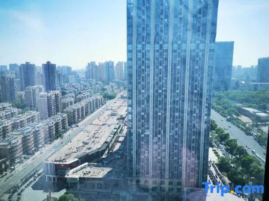 Yiyi Sentiment Apartment Hotel