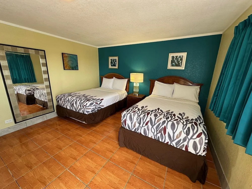 Royal Inn