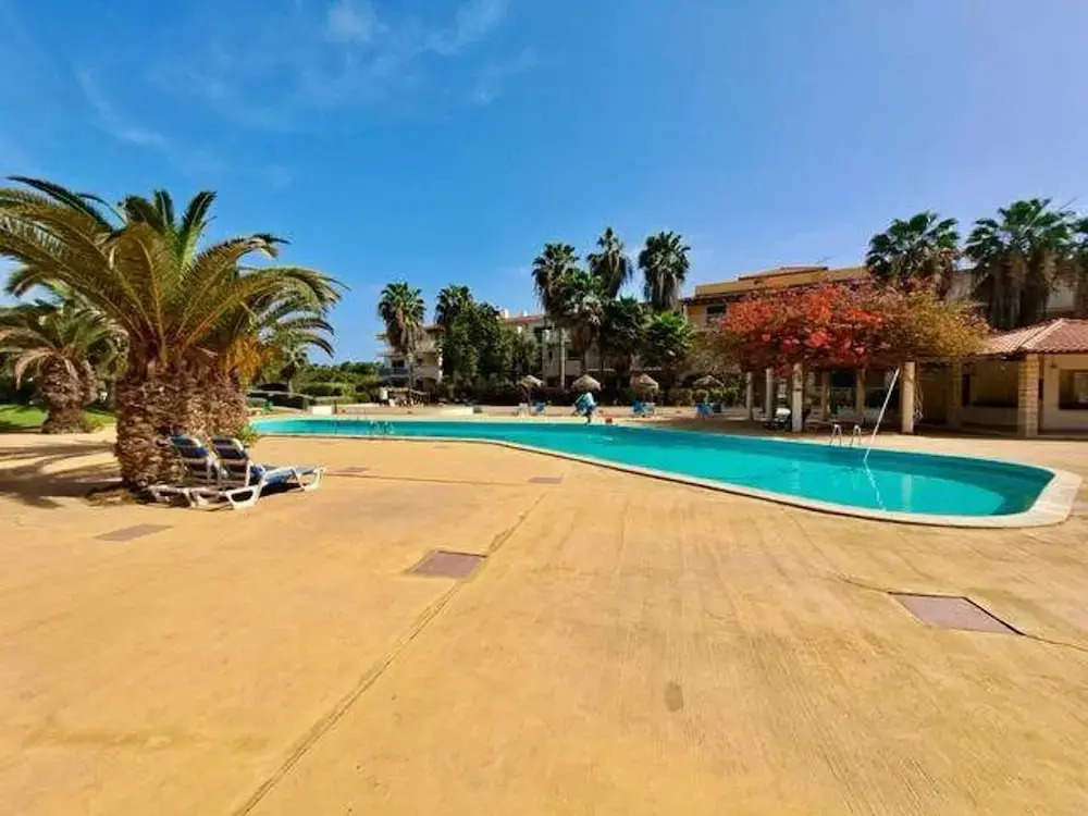 2bed-vila-verde Sal Cape Verde-balcony-pool