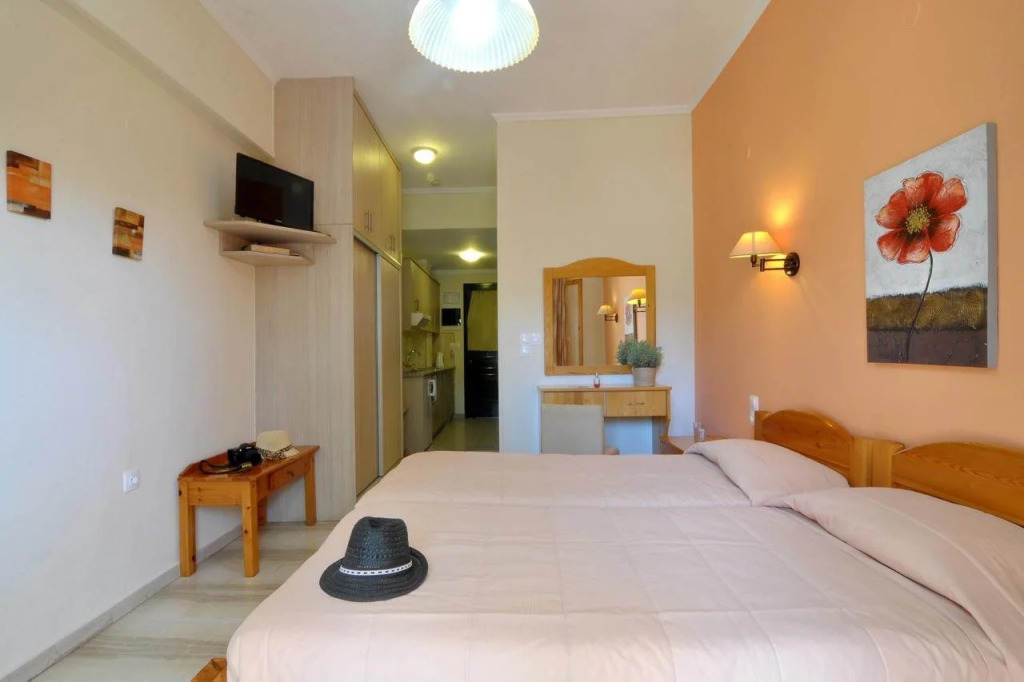 Marilena Studios And Apartments