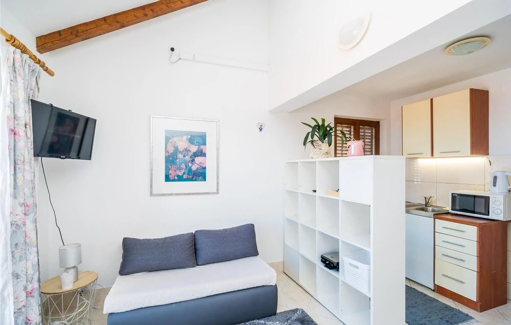 Stunning Apartment in Cavtat With 1 Bedrooms and Wifi
