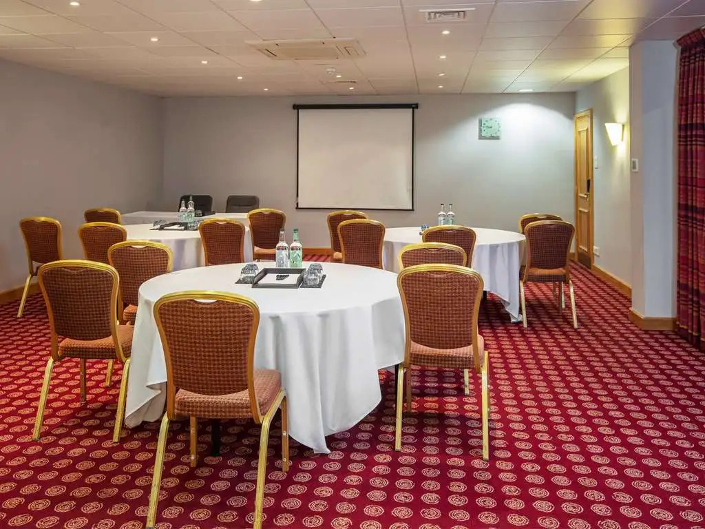 Hampshire Court Hotel & Spa