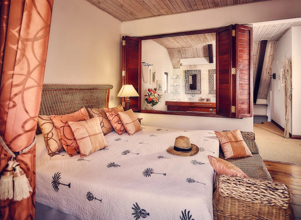 MAISON MUCUNA, pieds dans l'eau - Adults only