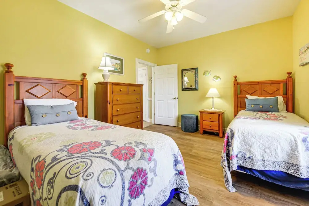 1st-floor Condo in Myrtle Beach ~ 2 Mi to Ocean!