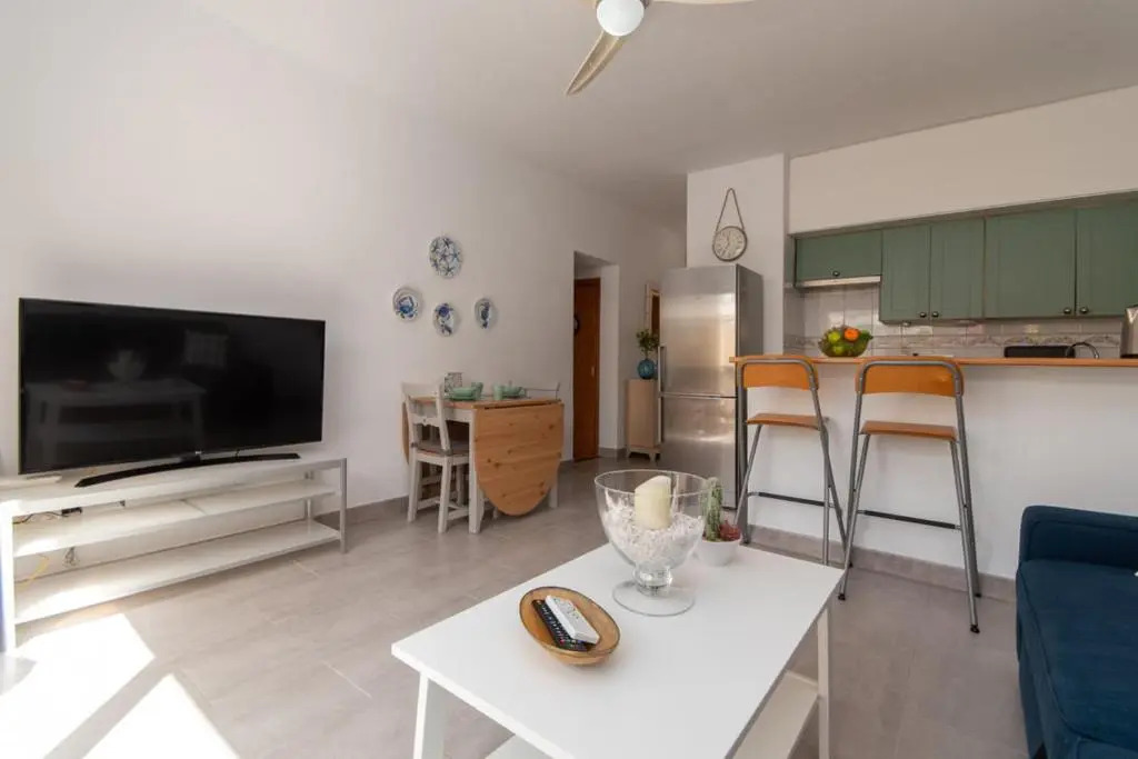 Mare Verde 104 - Two Bed with pool view and wifi internet