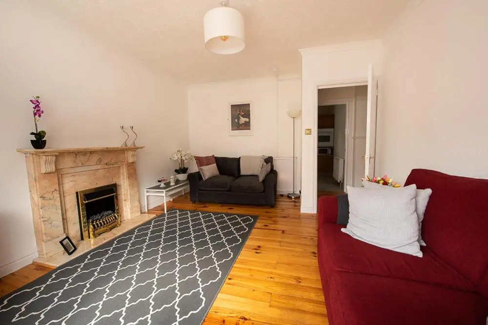 PREMIER - Ashgrove Apartment