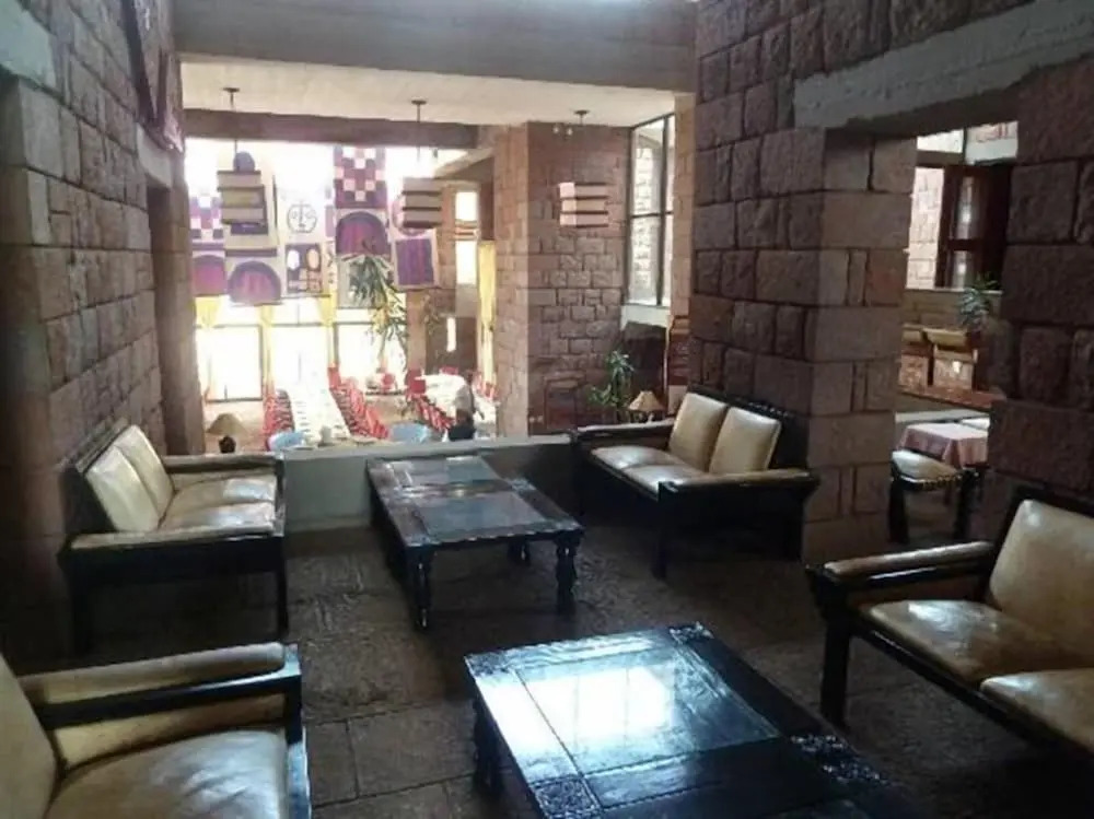 Roha Hotel
