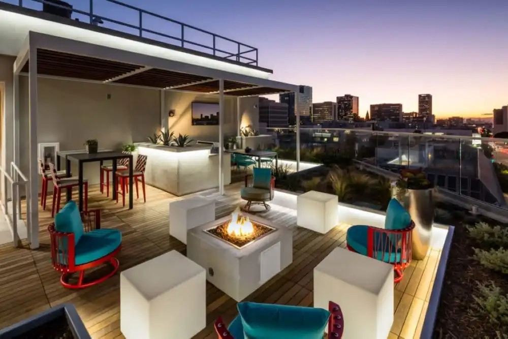 Global Luxury Suites at Koreatown