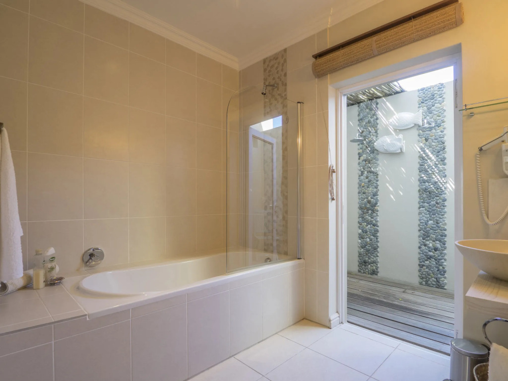 Bahari Beach House