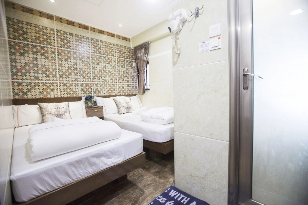 Happy Peach Guest House