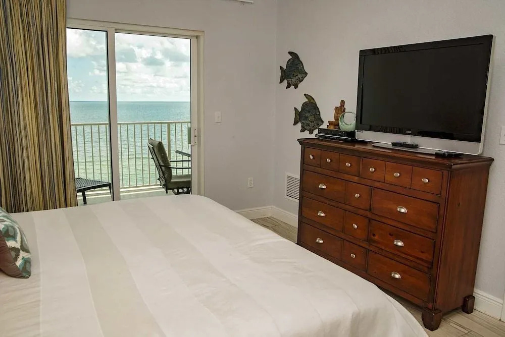Crystal Shores West 505 2 Bedrooms 2 Bathrooms Condo