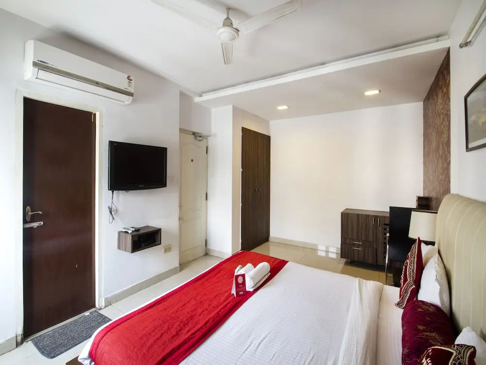 OYO Manikonda Near Inorbit Mall Cyberabad
