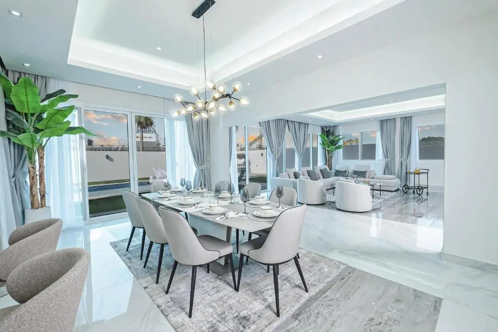 Luxury Modern White Villa on Island 9,500 sqft