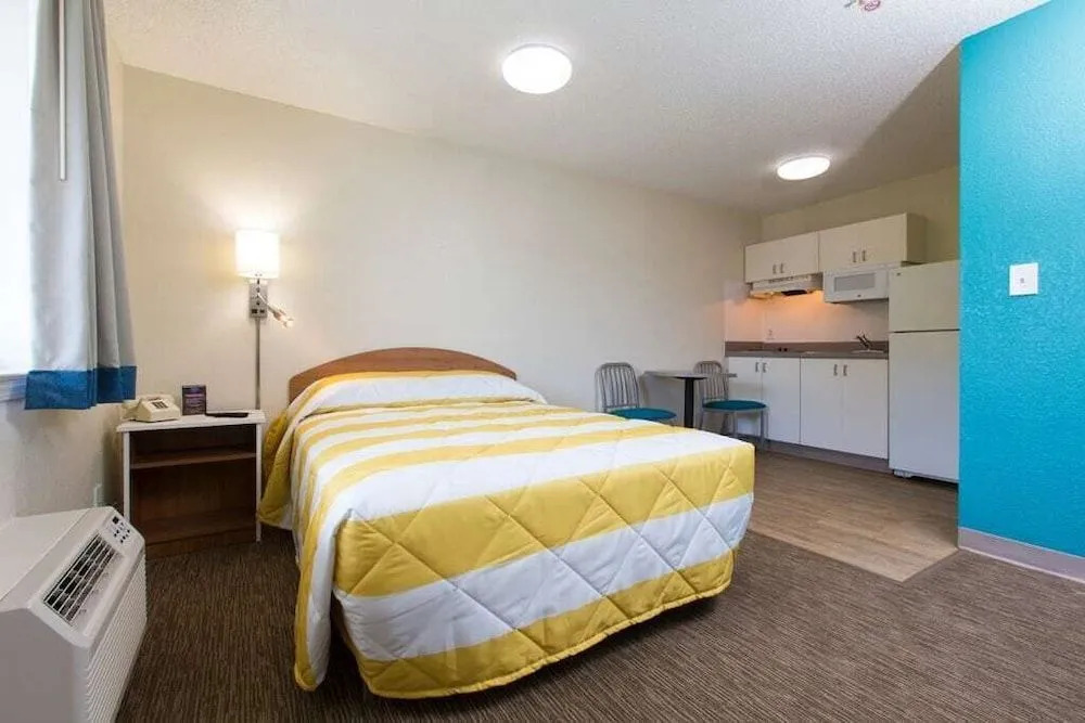 Intown Suites Extended Stay Dallas TX - Garland