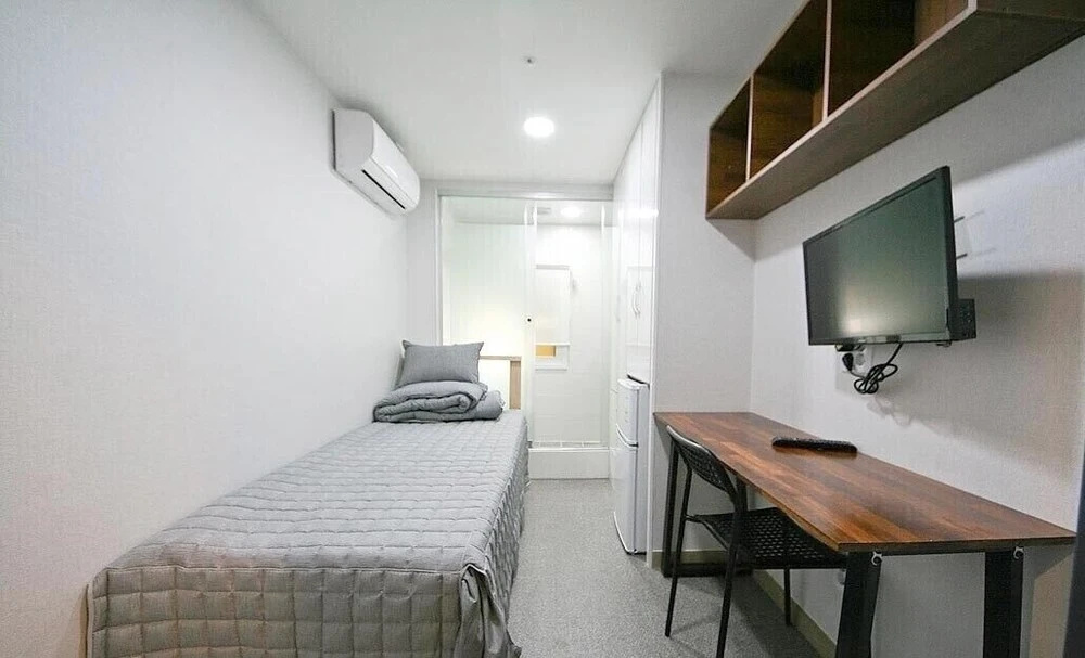 Anam House