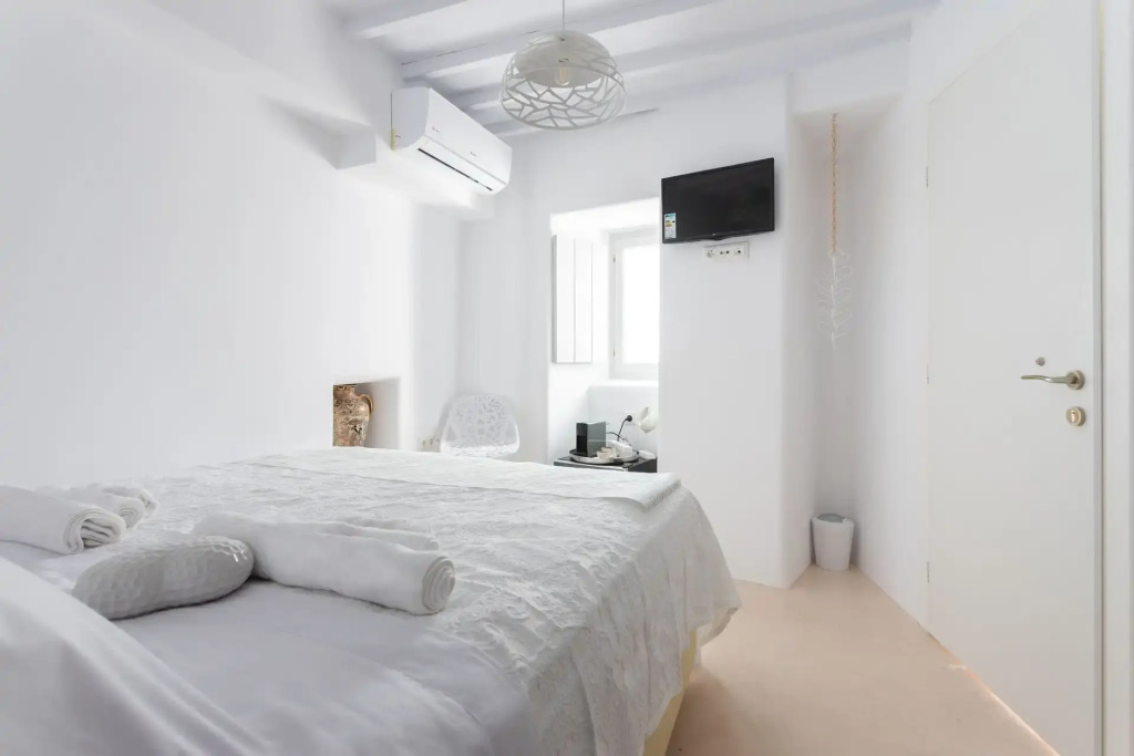 aníko suites Chora