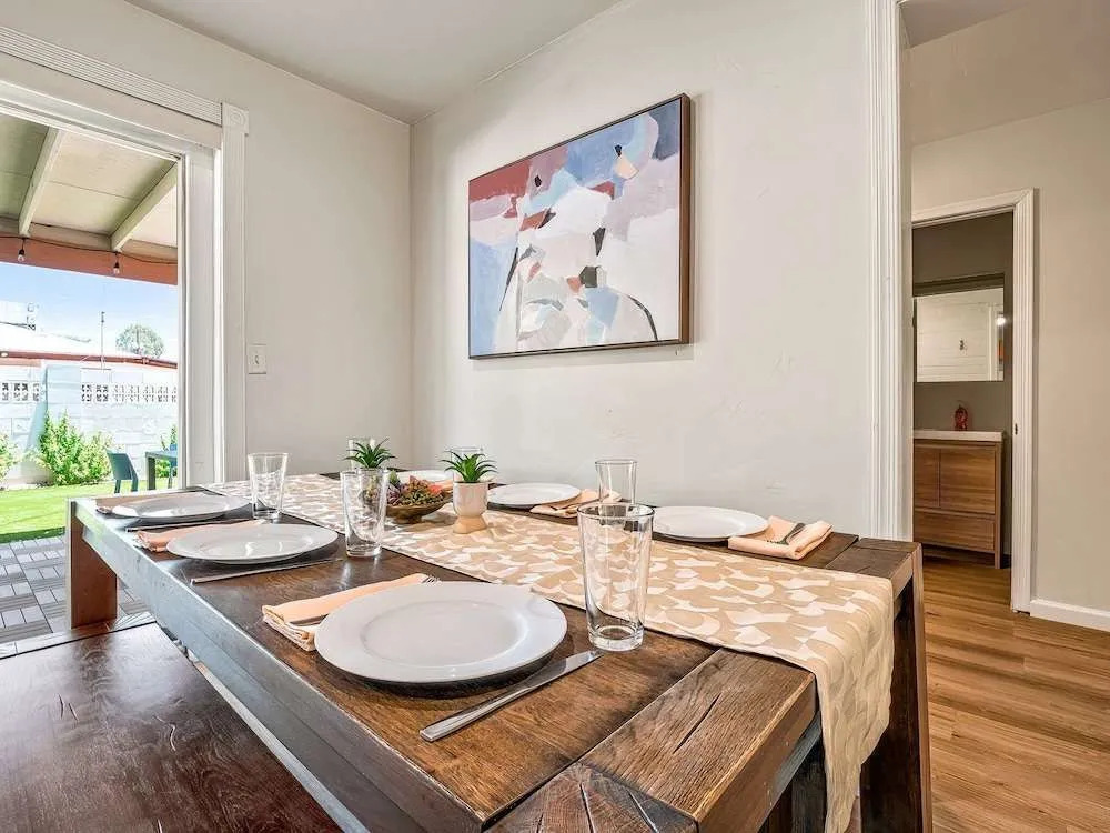 5BR Sleeps 10 Hot Tub Fire Pit Games & Walk to ASU