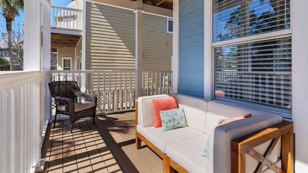 New Heated Saltwater Pool! Beach Nearby. Seagrove Retreat